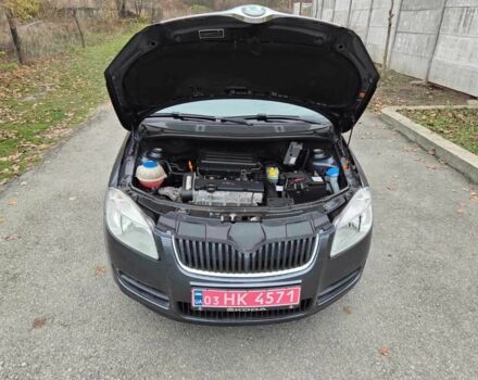 Серый Шкода Фабия, объемом двигателя 1.4 л и пробегом 174 тыс. км за 6550 $, фото 10 на Automoto.ua