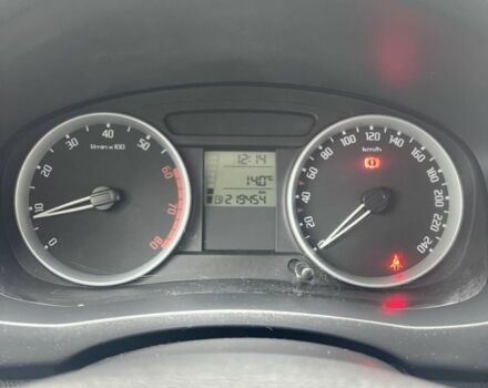 Серый Шкода Фабия, объемом двигателя 1.4 л и пробегом 219 тыс. км за 5550 $, фото 7 на Automoto.ua