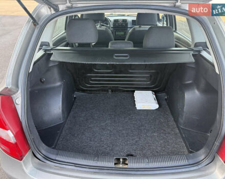 Серый Шкода Фабия, объемом двигателя 1.2 л и пробегом 237 тыс. км за 4100 $, фото 10 на Automoto.ua