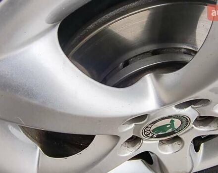 Серый Шкода Фабия, объемом двигателя 1.6 л и пробегом 189 тыс. км за 6100 $, фото 9 на Automoto.ua