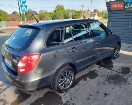 Серый Шкода Фабия, объемом двигателя 1.4 л и пробегом 221 тыс. км за 6250 $, фото 1 на Automoto.ua