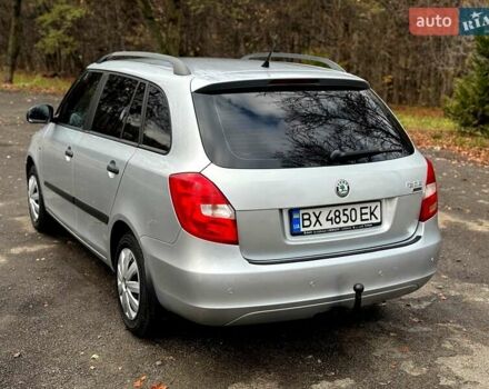 Серый Шкода Фабия, объемом двигателя 1.39 л и пробегом 150 тыс. км за 5300 $, фото 5 на Automoto.ua