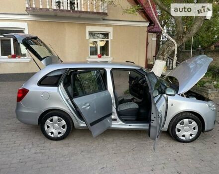 Шкода Фабия 2010 в Виннице на Automoto.ua Серый Шкода Фабия, объемом двигателя 1.4 л и пробегом 110 тыс. км за 6599 $, фото 68 на Automoto.ua