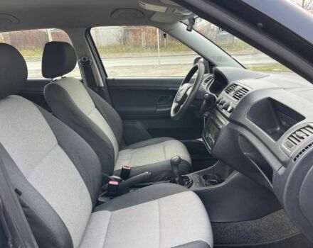 Серый Шкода Фабия, объемом двигателя 0 л и пробегом 186 тыс. км за 6000 $, фото 6 на Automoto.ua