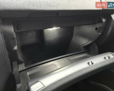 Серый Шкода Фабия, объемом двигателя 1.6 л и пробегом 276 тыс. км за 6150 $, фото 14 на Automoto.ua