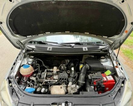 Серый Шкода Фабия, объемом двигателя 1.2 л и пробегом 147 тыс. км за 7400 $, фото 12 на Automoto.ua