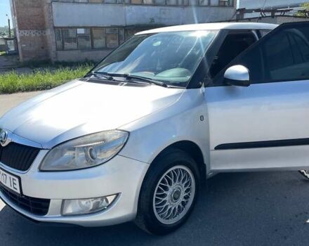 Серый Шкода Фабия, объемом двигателя 1.4 л и пробегом 470 тыс. км за 4744 $, фото 5 на Automoto.ua