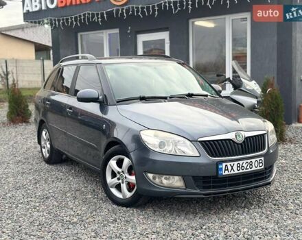 Сірий Шкода Фабія, об'ємом двигуна 1.2 л та пробігом 299 тис. км за 5300 $, фото 2 на Automoto.ua