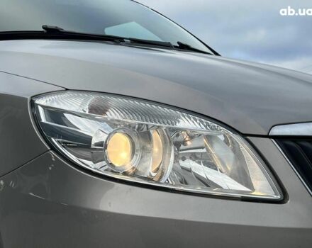 Серый Шкода Фабия, объемом двигателя 1.2 л и пробегом 208 тыс. км за 6990 $, фото 12 на Automoto.ua