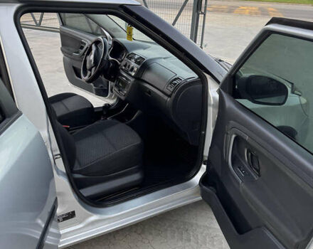 Серый Шкода Фабия, объемом двигателя 1.6 л и пробегом 317 тыс. км за 4350 $, фото 19 на Automoto.ua