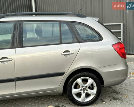 Сірий Шкода Фабія, об'ємом двигуна 1.2 л та пробігом 206 тис. км за 7200 $, фото 5 на Automoto.ua