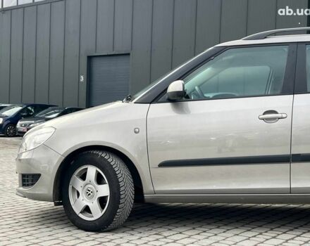 Серый Шкода Фабия, объемом двигателя 1.2 л и пробегом 208 тыс. км за 6990 $, фото 3 на Automoto.ua