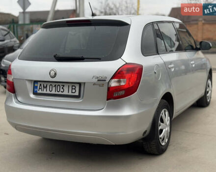 Серый Шкода Фабия, объемом двигателя 1.4 л и пробегом 240 тыс. км за 3999 $, фото 9 на Automoto.ua