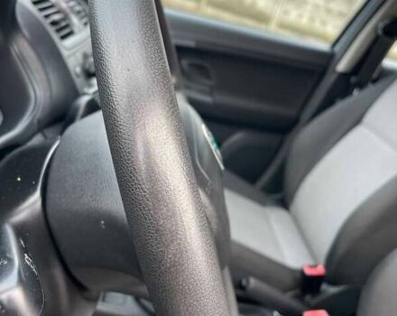 Серый Шкода Фабия, объемом двигателя 1.4 л и пробегом 196 тыс. км за 6000 $, фото 11 на Automoto.ua