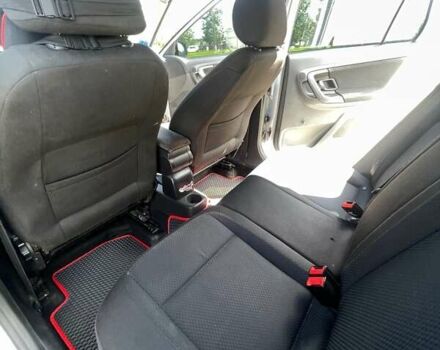 Серый Шкода Фабия, объемом двигателя 1.4 л и пробегом 470 тыс. км за 4744 $, фото 3 на Automoto.ua