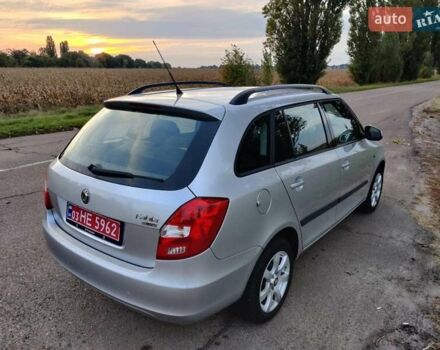 Серый Шкода Фабия, объемом двигателя 1.39 л и пробегом 179 тыс. км за 5750 $, фото 12 на Automoto.ua