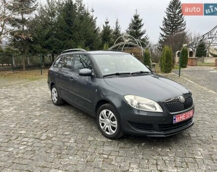 Серый Шкода Фабия, объемом двигателя 1.4 л и пробегом 165 тыс. км за 5800 $, фото 4 на Automoto.ua