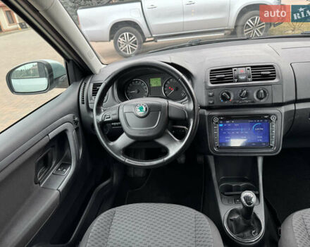 Сірий Шкода Фабія, об'ємом двигуна 1.2 л та пробігом 228 тис. км за 5100 $, фото 20 на Automoto.ua