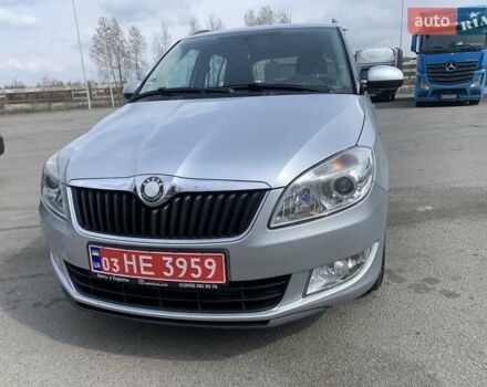 Серый Шкода Фабия, объемом двигателя 1.2 л и пробегом 212 тыс. км за 6850 $, фото 2 на Automoto.ua
