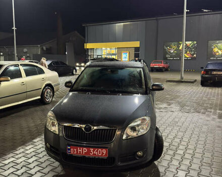 Серый Шкода Фабия, объемом двигателя 1.6 л и пробегом 202 тыс. км за 6500 $, фото 3 на Automoto.ua