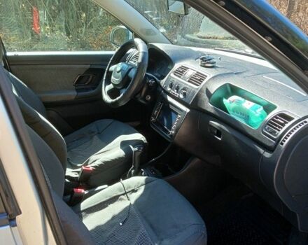 Шкода Фабія 2010 у Яворове на Automoto.ua Сірий Шкода Фабія, об'ємом двигуна 1.6 л та пробігом 240 тис. км за 5500 $, фото 14 на Automoto.ua