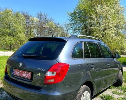 Сірий Шкода Фабія, об'ємом двигуна 1.4 л та пробігом 218 тис. км за 5800 $, фото 4 на Automoto.ua