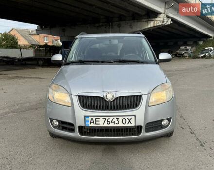 Сірий Шкода Фабія, об'ємом двигуна 1.39 л та пробігом 160 тис. км за 4000 $, фото 1 на Automoto.ua