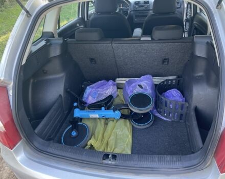 Серый Шкода Фабия, объемом двигателя 1.6 л и пробегом 215 тыс. км за 5750 $, фото 6 на Automoto.ua