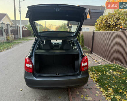 Сірий Шкода Фабія, об'ємом двигуна 0 л та пробігом 170 тис. км за 6000 $, фото 43 на Automoto.ua