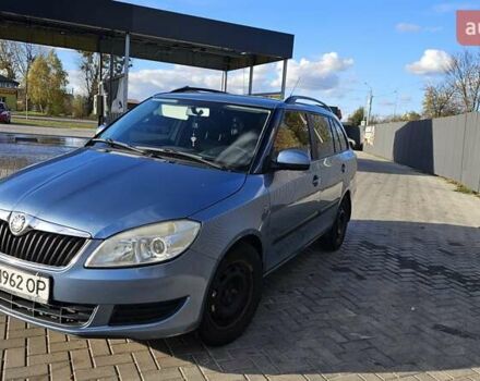 Серый Шкода Фабия, объемом двигателя 1.6 л и пробегом 202 тыс. км за 5200 $, фото 1 на Automoto.ua