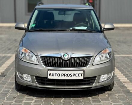 Серый Шкода Фабия, объемом двигателя 1.4 л и пробегом 191 тыс. км за 6200 $, фото 1 на Automoto.ua