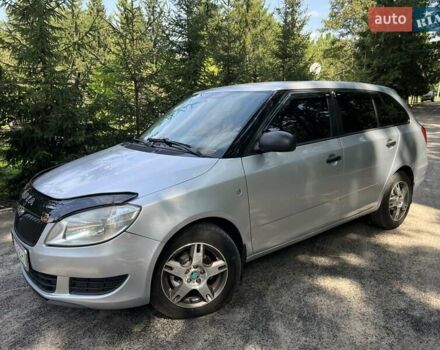 Сірий Шкода Фабія, об'ємом двигуна 1.6 л та пробігом 258 тис. км за 5500 $, фото 4 на Automoto.ua