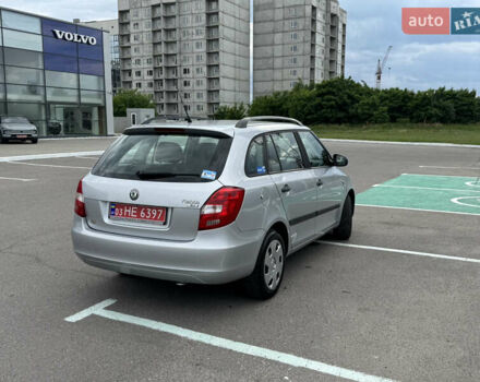 Сірий Шкода Фабія, об'ємом двигуна 1.39 л та пробігом 212 тис. км за 5800 $, фото 6 на Automoto.ua
