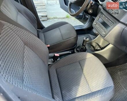 Серый Шкода Фабия, объемом двигателя 1.4 л и пробегом 165 тыс. км за 5800 $, фото 27 на Automoto.ua