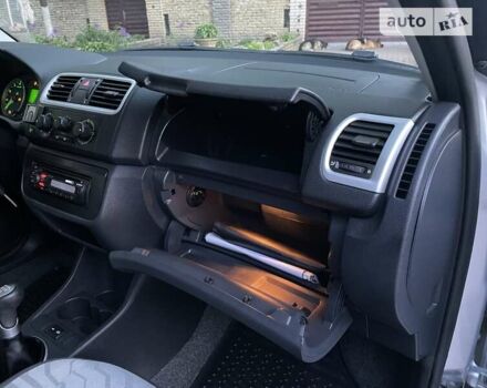 Шкода Фабия 2010 в Виннице на Automoto.ua Серый Шкода Фабия, объемом двигателя 1.4 л и пробегом 110 тыс. км за 6599 $, фото 118 на Automoto.ua