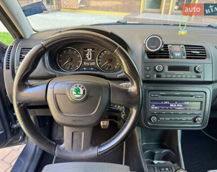 Шкода Фабия 2010 в Одессе на Automoto.ua Серый Шкода Фабия, объемом двигателя 1.2 л и пробегом 260 тыс. км за 5800 $, фото 16 на Automoto.ua