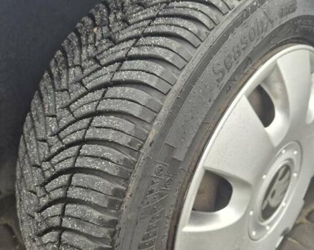 Сірий Шкода Фабія, об'ємом двигуна 1.4 л та пробігом 196 тис. км за 5850 $, фото 6 на Automoto.ua