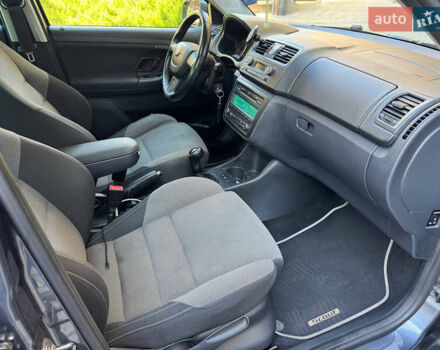 Шкода Фабия 2010 в Одессе на Automoto.ua Серый Шкода Фабия, объемом двигателя 1.2 л и пробегом 260 тыс. км за 5800 $, фото 24 на Automoto.ua