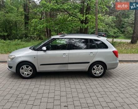 Сірий Шкода Фабія, об'ємом двигуна 1.6 л та пробігом 335 тис. км за 5300 $, фото 3 на Automoto.ua