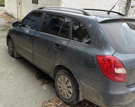 Шкода Фабия 2010 в Ружине на Automoto.ua Серый Шкода Фабия, объемом двигателя 1.2 л и пробегом 2 тыс. км за 4900 $, фото 3 на Automoto.ua
