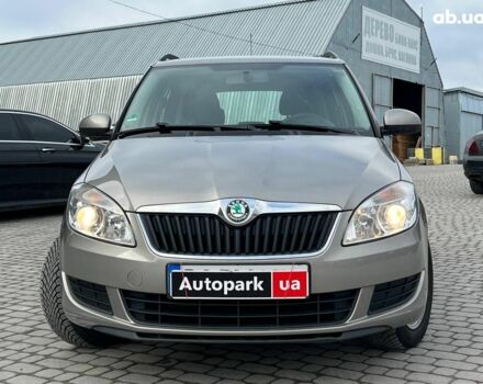 Серый Шкода Фабия, объемом двигателя 1.2 л и пробегом 208 тыс. км за 6990 $, фото 1 на Automoto.ua