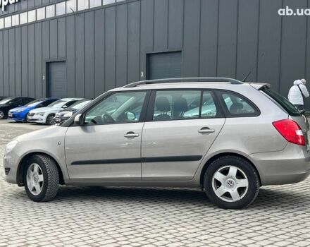 Серый Шкода Фабия, объемом двигателя 1.2 л и пробегом 208 тыс. км за 6990 $, фото 4 на Automoto.ua
