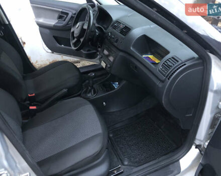 Сірий Шкода Фабія, об'ємом двигуна 1.2 л та пробігом 241 тис. км за 4500 $, фото 13 на Automoto.ua