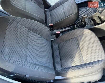 Серый Шкода Фабия, объемом двигателя 1.4 л и пробегом 165 тыс. км за 5800 $, фото 28 на Automoto.ua