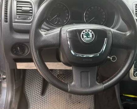 Сірий Шкода Фабія, об'ємом двигуна 1.2 л та пробігом 243 тис. км за 5200 $, фото 9 на Automoto.ua