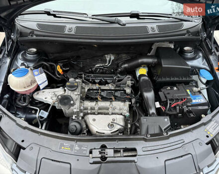 Серый Шкода Фабия, объемом двигателя 0 л и пробегом 170 тыс. км за 6000 $, фото 43 на Automoto.ua