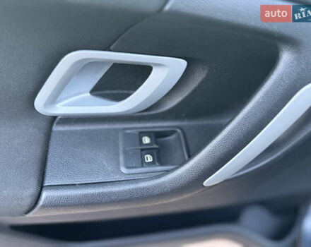 Сірий Шкода Фабія, об'ємом двигуна 0 л та пробігом 170 тис. км за 6000 $, фото 22 на Automoto.ua