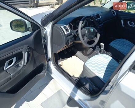 Сірий Шкода Фабія, об'ємом двигуна 1.6 л та пробігом 156 тис. км за 5600 $, фото 16 на Automoto.ua
