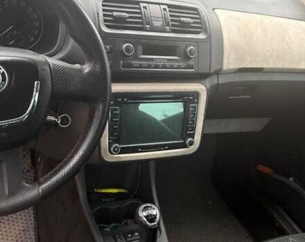 Сірий Шкода Фабія, об'ємом двигуна 1.2 л та пробігом 243 тис. км за 5200 $, фото 7 на Automoto.ua