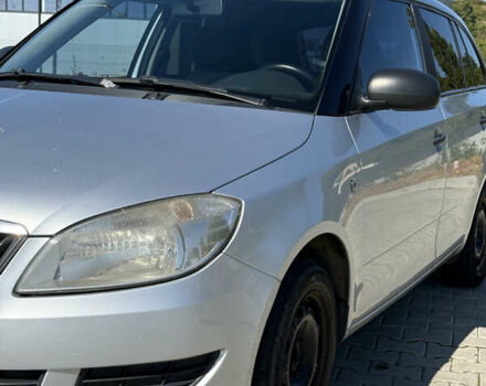 Сірий Шкода Фабія, об'ємом двигуна 1.6 л та пробігом 304 тис. км за 4900 $, фото 10 на Automoto.ua